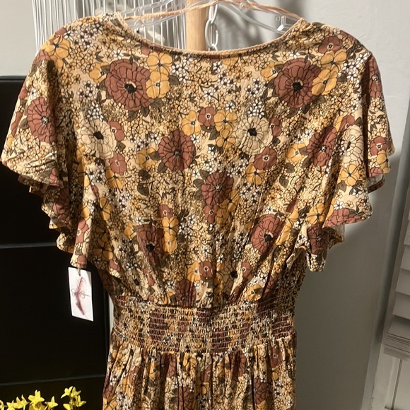 Floral Ruffle Dress - Picture 9 of 11